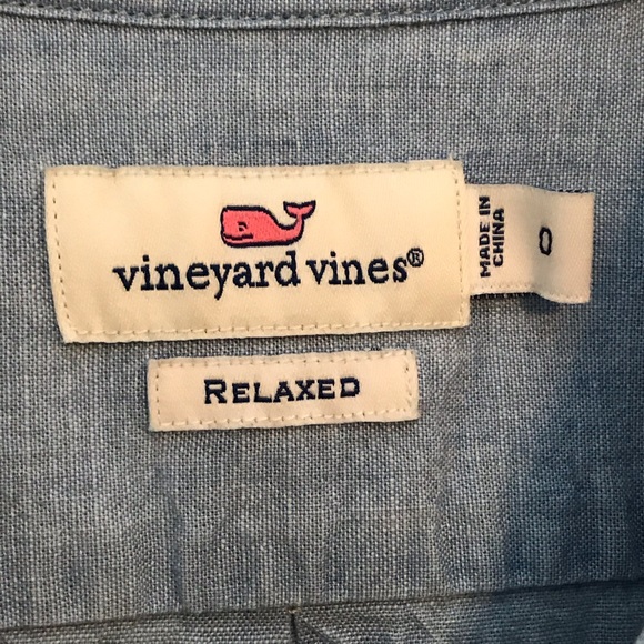 Vineyard vines relaxed button down 0 - Picture 3 of 4